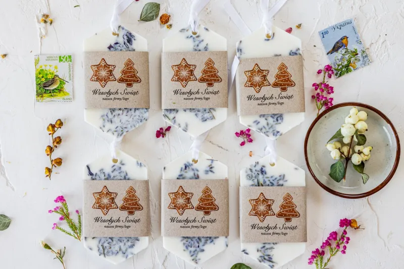 Zapachowa zawieszka sojowa jako upominek dla Twoich Klientów.