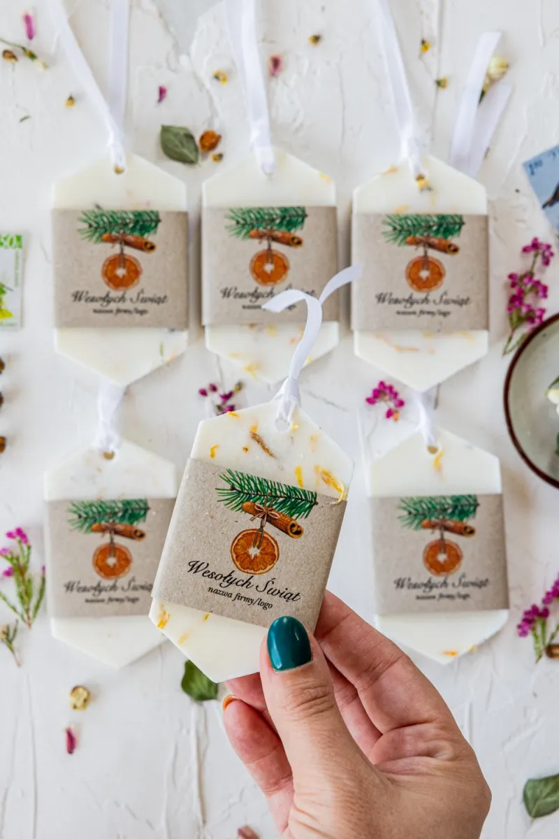 Zapachowa zawieszka sojowa jako upominek dla Twoich Klientów.