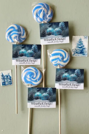 Personalizowane upominki firmowe - lizaki z niebieskimi bombkami i szyszką - Kolekcja LZ23