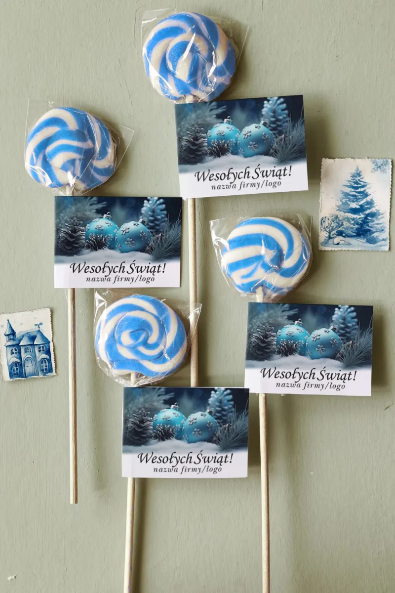Personalizowane upominki firmowe - lizaki z niebieskimi bombkami i szyszką - Kolekcja LZ23 Personalizowane upominki firmowe - lizaki z niebieskimi bombkami i szyszką - Kolekcja LZ23