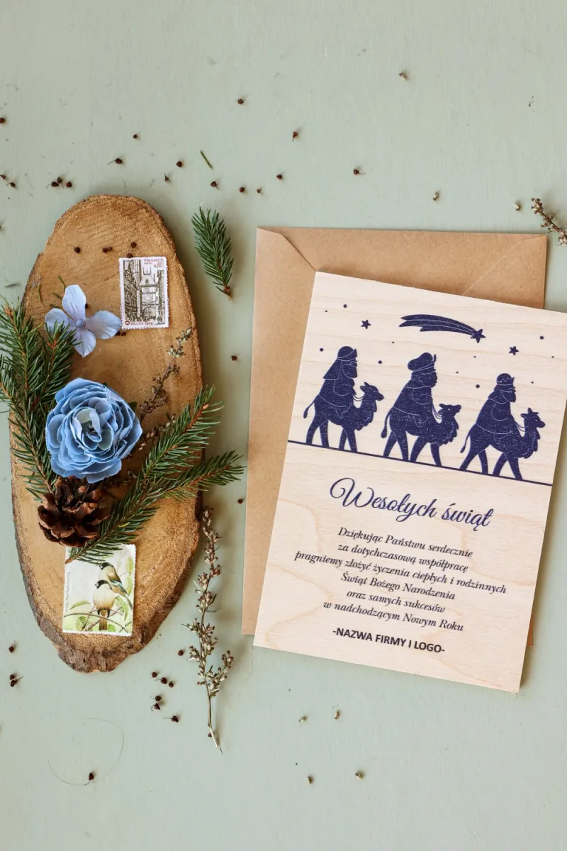 Personalizowane drewniane kartki dla firm z grafiką orszaku Trzech Króli - Kolekcja DR43 Personalizowane drewniane kartki dla firm z grafiką orszaku Trzech Króli - Kolekcja DR43