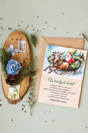 Drewniana kartka z grafiką Świętego Mikołaja w saniach - Kolekcja DR49 - Personalizowane kartki dla firm