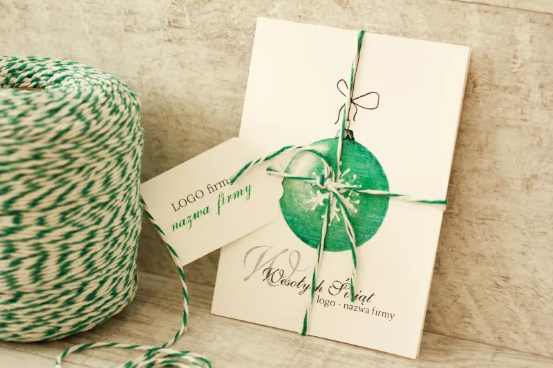 Zielona Bombka i Przywieszka - Kartki dla Firm z Personalizacją | KL1 Zielona Bombka i Przywieszka - Kartki dla Firm z Personalizacją | KL1
