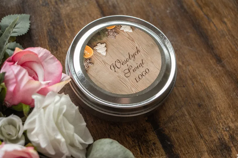 Okrągłe Świeczki w metalowej puszce - Nietuzinkowy upominek dla Twojego Klienta - model OK14 Okrągłe Świeczki w metalowej puszce - Nietuzinkowy upominek dla Twojego Klienta - model OK14