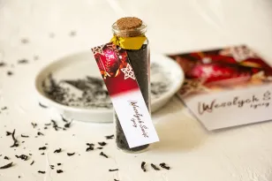 Buteleczki z herbatą jako firmowy upominek. Przywieszka z logo firmy oraz dowolną treścią i grafiką - Model H9